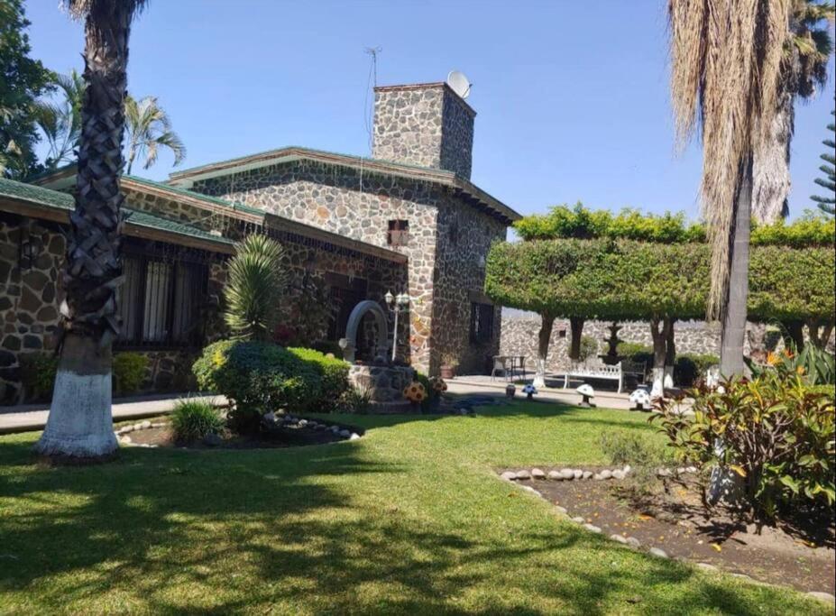 Agradable Casa Rural Con Piscina Privada 야우테펙 외부 사진